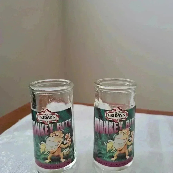 𝅺SHOT GLASS T G I FRIDAYS MONKEY BITE COLLECTABLE $10 Each - Picture 4 of 5